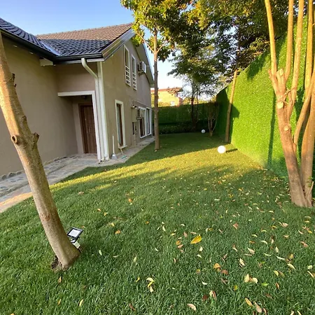 Villa Luxury Big In With Pool Skmaxx *