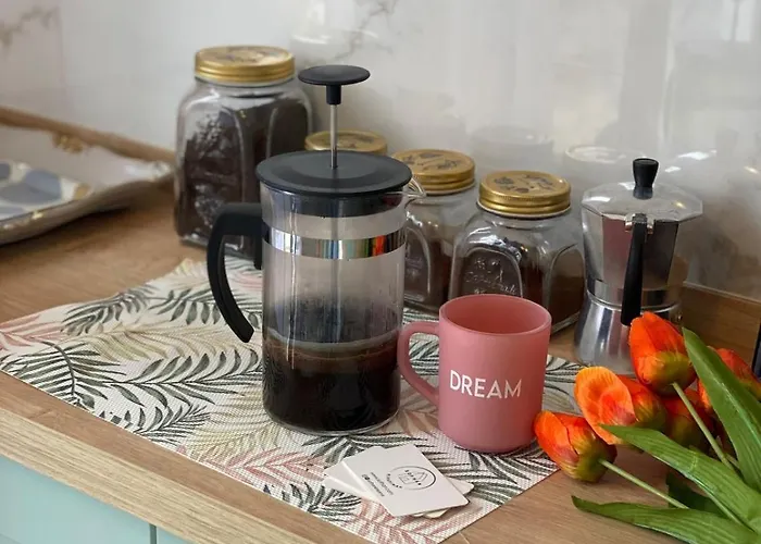 Villa Luxury Big In With Pool Skmaxx